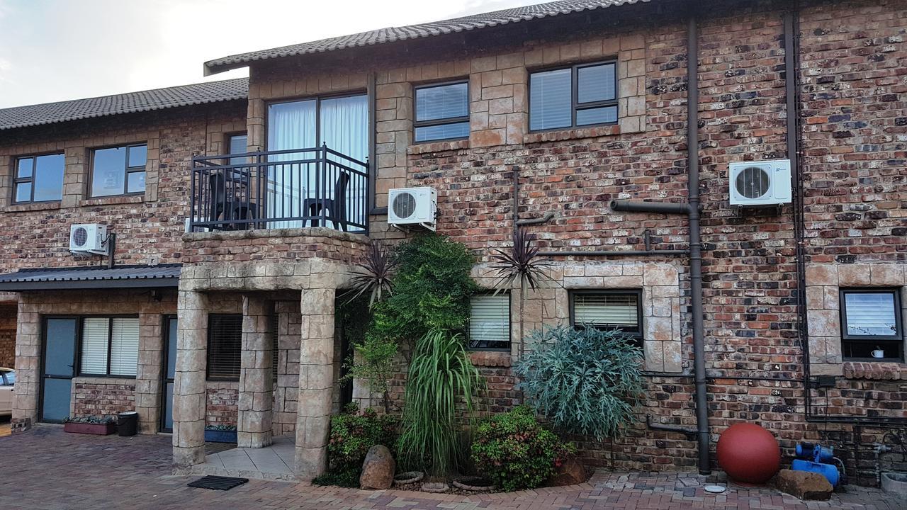 Tsessebe Guesthouse Bloemfontein Luaran gambar
